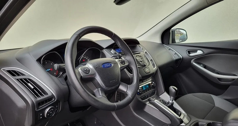 Ford Focus cena 25900 przebieg: 212000, rok produkcji 2012 z Rogoźno małe 562